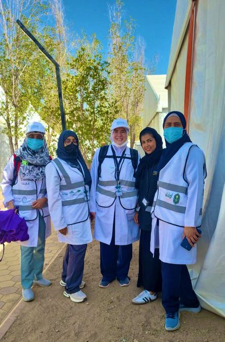 مشاركة جمعية طب القدم والكاحل في #موسم_الحج 1446هـ، عبر فرقها الميدانية المتخصصة لخدمة ضيوف الرحمن🕋✨.